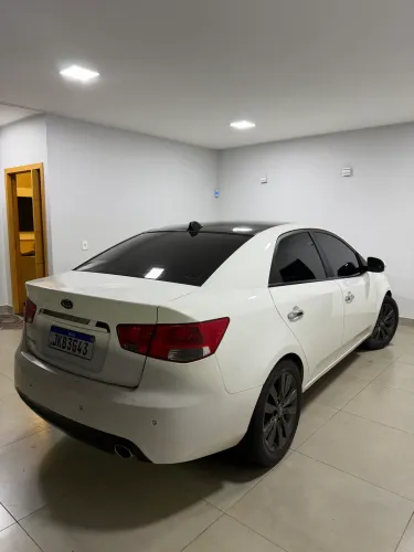 Kia Motors Cerato 1.6 16V Aut. 2013