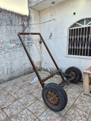Carretinha grande para transporte usada
