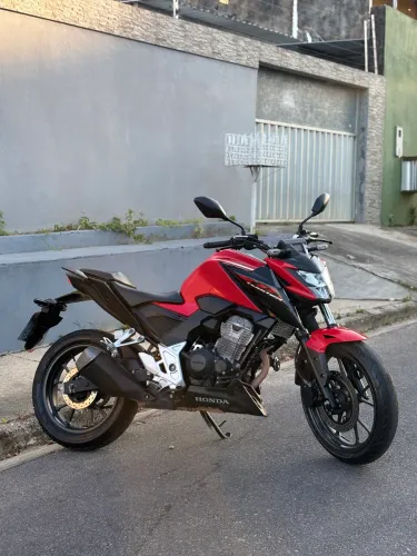 CB 300f Twister 2023