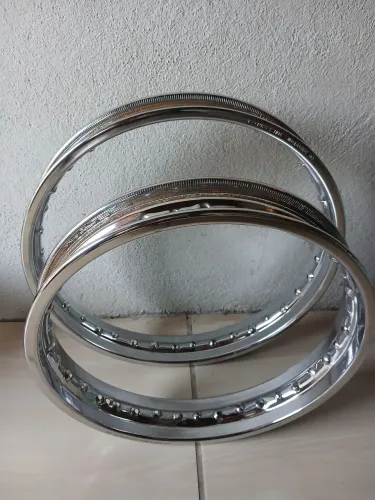 Aros