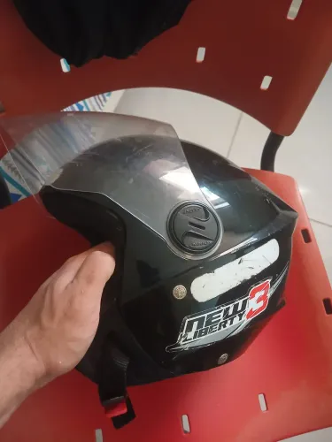 Capacete  pro tork semi novo 