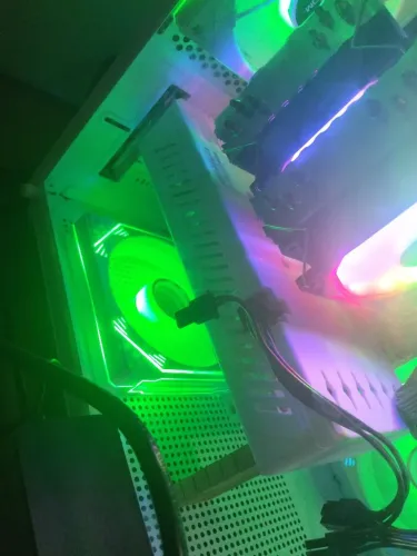 Vendo rx580 8gb branca