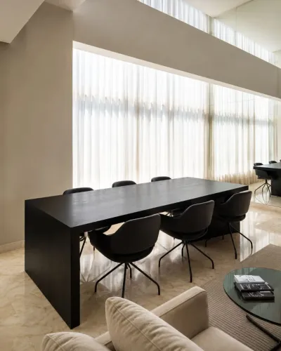 Mesa Athenas carvalho ebanizado