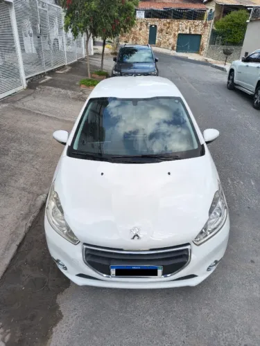 Peugeot 208 Active/active Pack 1.5 Flex 8V 5P 2014