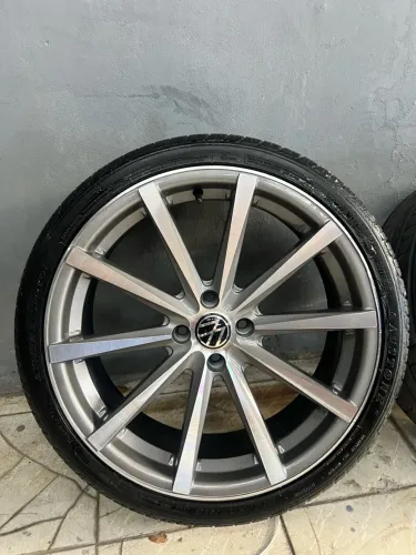 Rodas aro 18 furacão 4x100