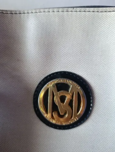Bolsa Mônica Sanches