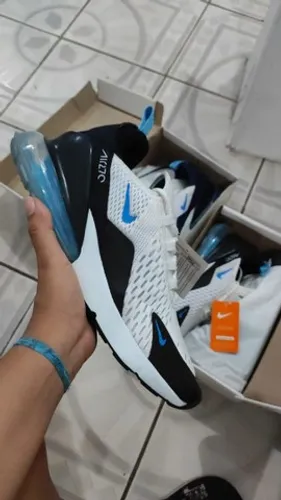 Nike 270