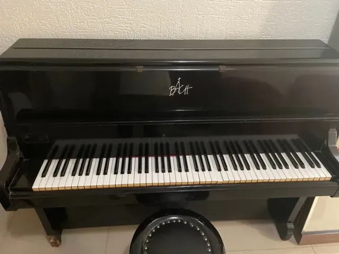 Piano Vertical Raríssimo 1858 MONINGTON & WESTON