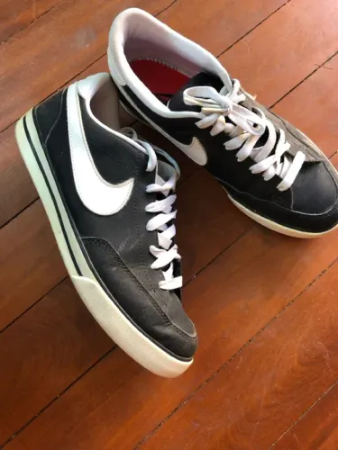 Lote pessoal roupas calçados e brinquedos algumas com etiqueta diversas marcas