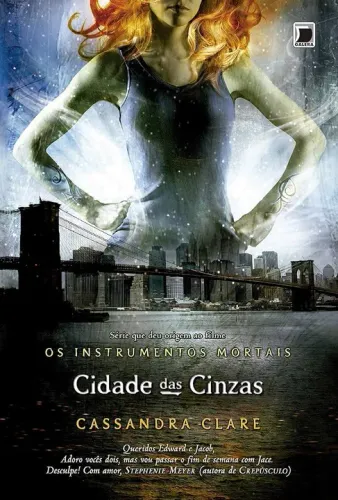 Livro Cidade das Cinzas - Cassandra Clare