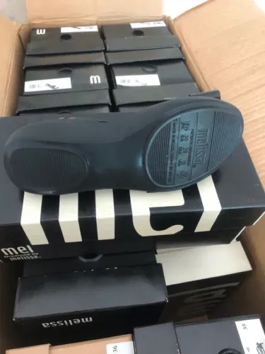 Melissa Mel Queen II Preto 28