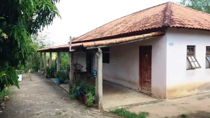 CH225 - Chácara com 1.000m² a venda no Galerias, casa 3 dorm. 2 bh. - Excente preço.