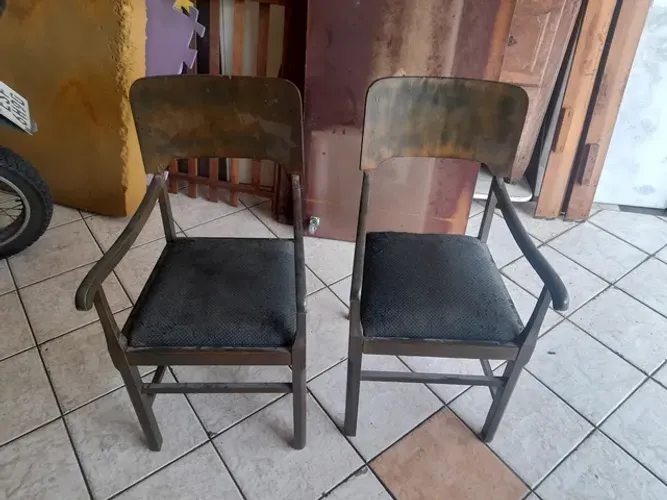 Par de cadeiras de braço anos 50