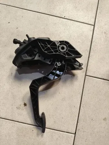  Pedal Da Embreagem Com Atuador Hidraulico Do Ka Sedan 2018
