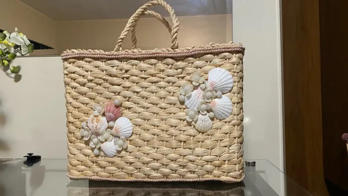 Bolsa de Praia de Palha com Detalhes de Conchas