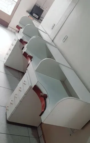 BANCADA COM GAVETEIRO