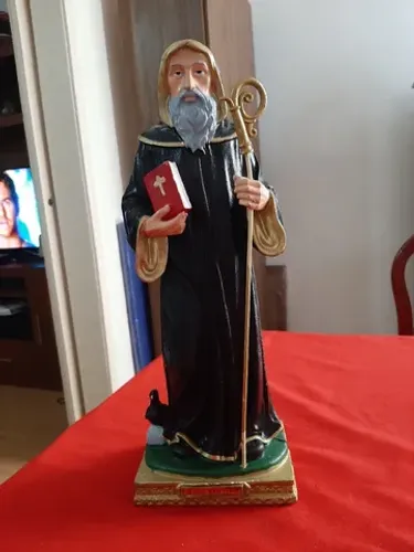 Imagem São Bento em borracha + ou - 40 cm