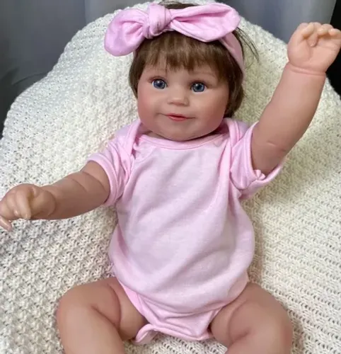 Boneca Bebê Reborn Menina Fofinha, INTEIRA EM SILICONE 