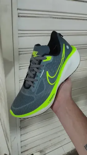 Tênis Nike zoom cinza verde