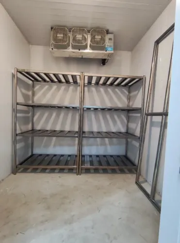 Estante/Estrutura para Câmara Fria em Aço Inox com Tendal/Barra de Desossa - Personalizada