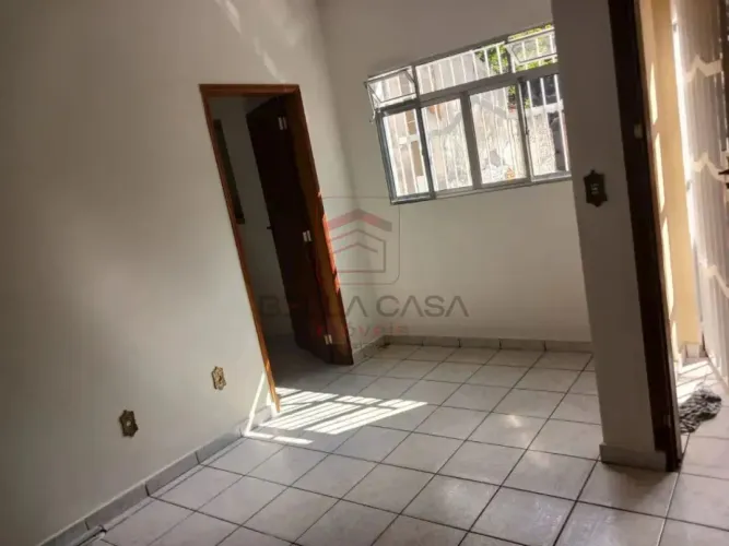 Casa de Vila à Venda no Tatuapé com 1 Suíte, Quintal e 1 Vaga