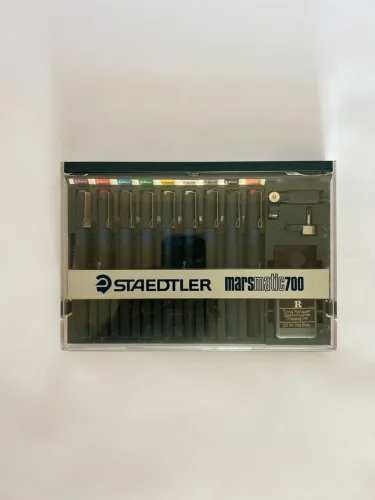 Caneta Nanquim Staedtler ESTOJO COMPLETO 