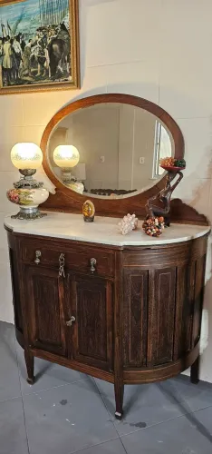 Móveis antigos, buffet etager bombee antigo, antiguidades