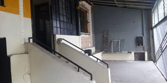 Casa em Avenida próximo ao Centro de Santo André