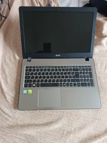 Notebook Acer I7 8gb de ram 4 gb de placa de videos 1tb  HD e 220 SSD