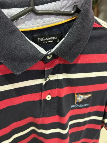 Camisa polo tamanho P da YSL