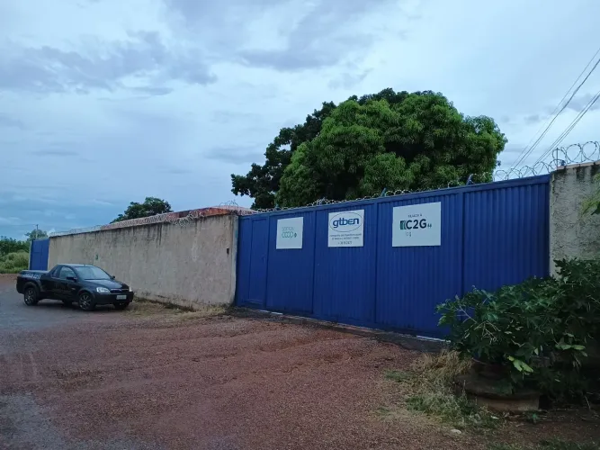 Aluguel casa pátio posto machado