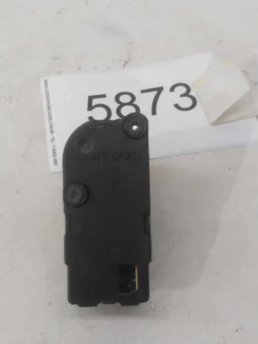 Motor De Regulagem Eletrica Farol Fiat 500 2012 0307853306