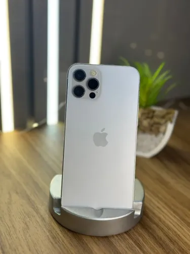 iPhone 12 Pro Branco 88% saúde da bateria 128GB Seminovo 3 meses de garantia