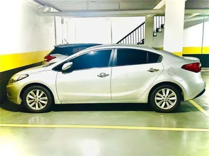 SUCATA KIA CERATO 2014