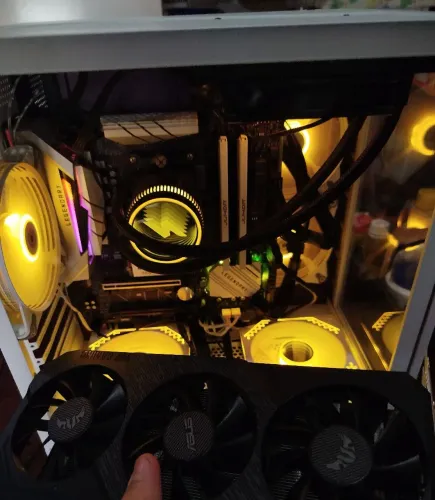 PC GAMER ACEITO TROCA 