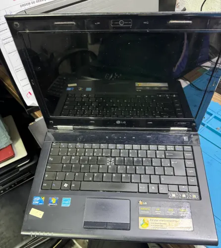 Notebook LG R490 para retirar peças 