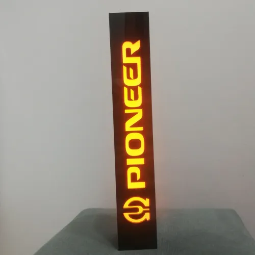 Luminoso com Logo Vintage 