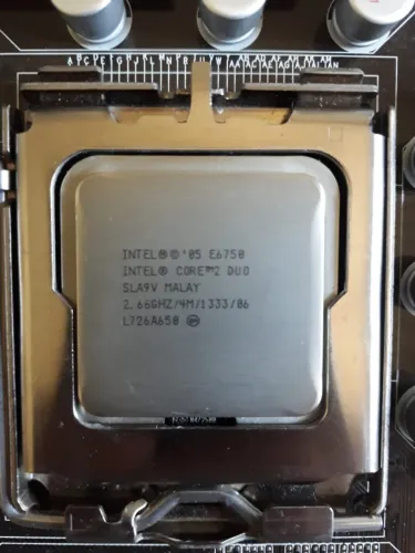 Processador Intel Core 2 Duo E6750 de 2,6 GHz