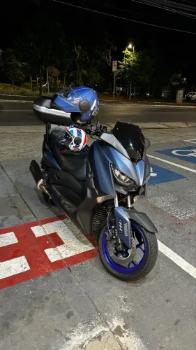 Yamaha Xmax 250 2024 customizada