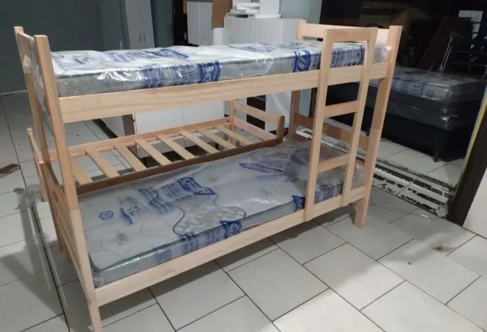 Beliche de Madeira com 2 Colchões de solteiro Gazin NOVOS PROMOÇÃO..