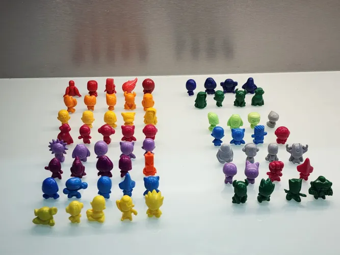 Coleção de 68 Miniaturas de Gogo's Panini 2007 coloridas