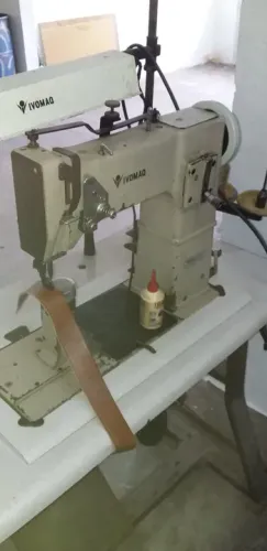 Máquina de Costura Industrial IVOMAG