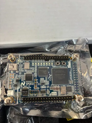 Placa Altera DE0-Nano (similar ao Arduíno)