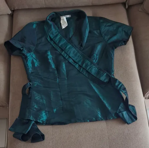 Blusa feminina de seda