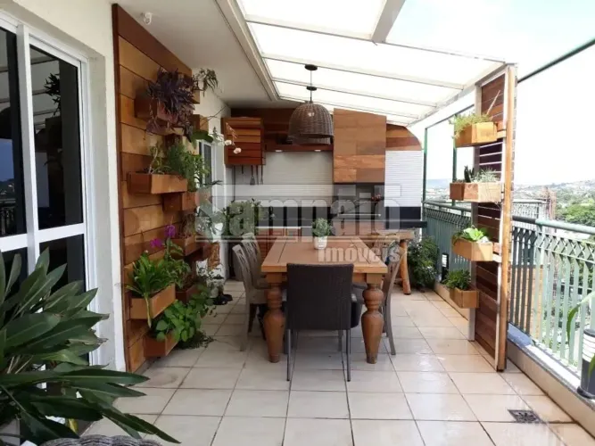 Linda cobertura de 3 quartos, com 133m² no condomínio Jardim Europa