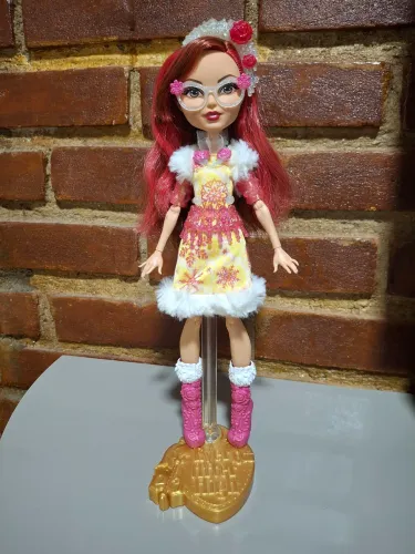 Boneca Ever After High - Rosabella Beauty Epic Winter 