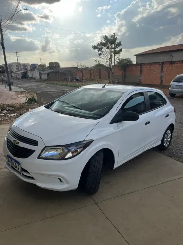 Chevrolet Onix JOY Hatch 1.0 8V Flex Mec. 4P 2019