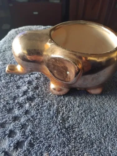 Vaso decorativo de elefante dourado
