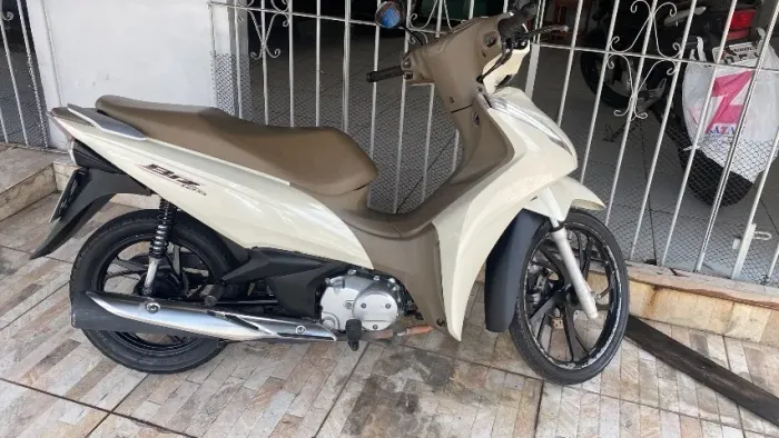 Biz 125 - 22/23 - 14km rodado 