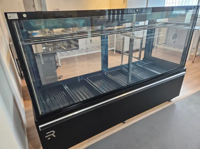 vitrine refrigerada para carnes com vidros aquecidos - nova